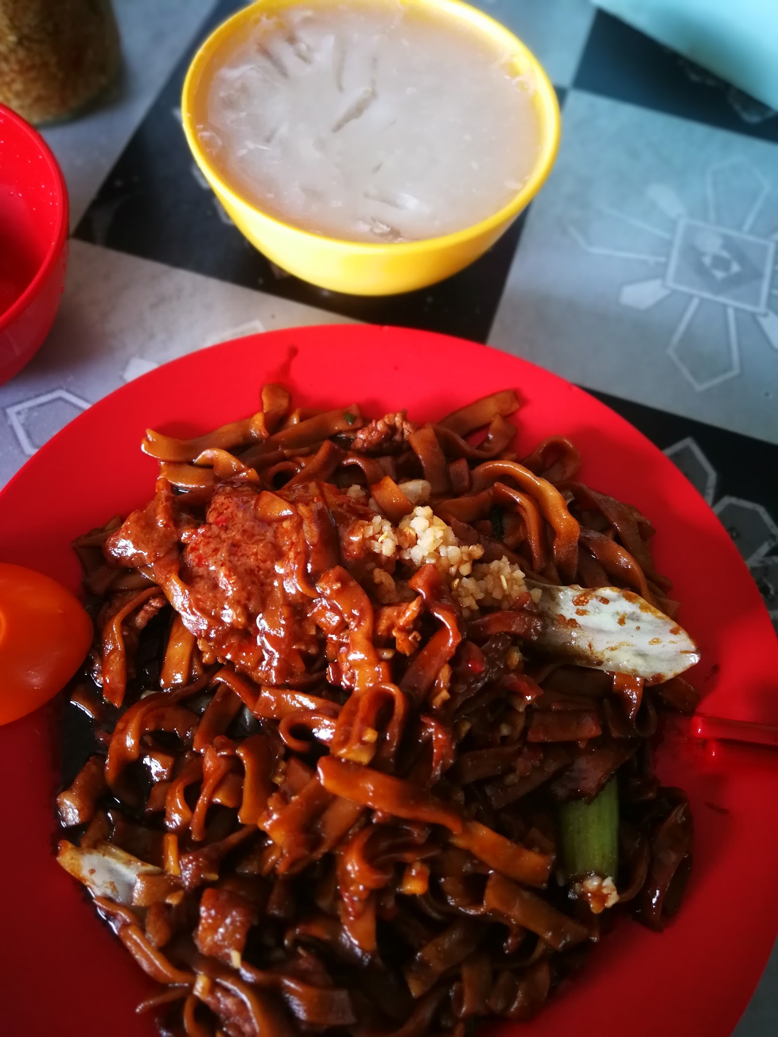 甲洞乌鲁炒板面 8